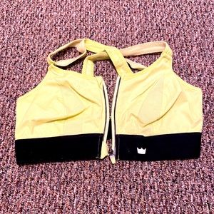 SHEFIT Ultimate sports bra in a 1Luxe sizing